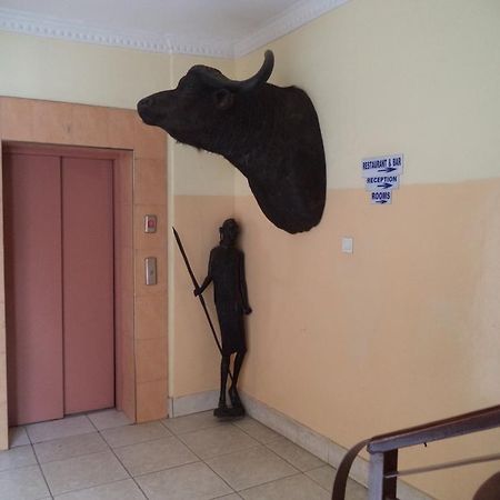 Arusha Tourist Inn Hotel Buitenkant foto