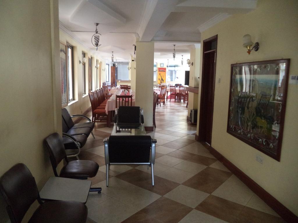 Arusha Tourist Inn Hotel Buitenkant foto