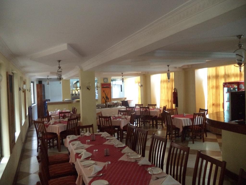 Arusha Tourist Inn Hotel Buitenkant foto